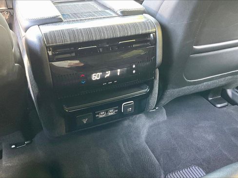 Used 2022 Jeep Wagoneer Series II image 34