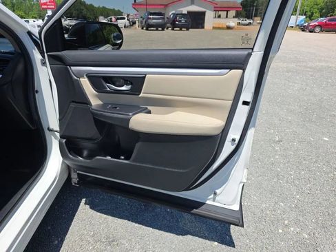 Used 2018 Honda CR-V LX image 43