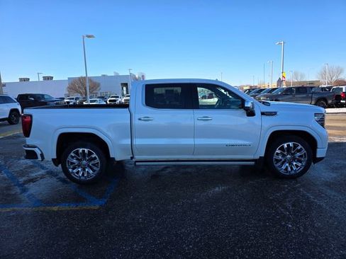 Used 2024 GMC Sierra 1500 Denali w/ Denali Reserve Package image 9