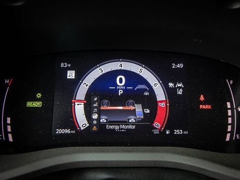 Used 2025 Toyota Camry LE FWD image 35