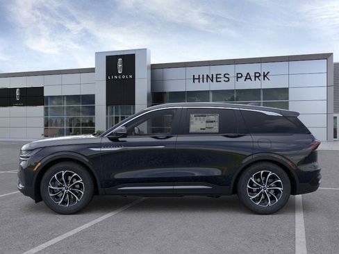 New 2026 Lincoln Nautilus Premier w/ Equipment Group 102A image 3