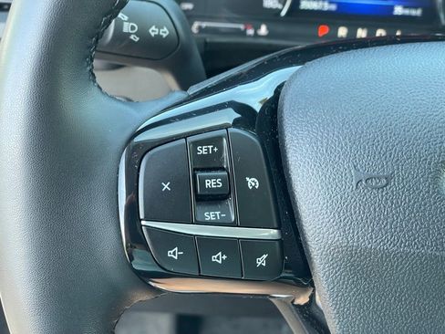 Used 2022 Ford Escape SEL image 15