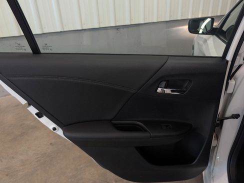 Used 2013 Honda Accord Sport image 41