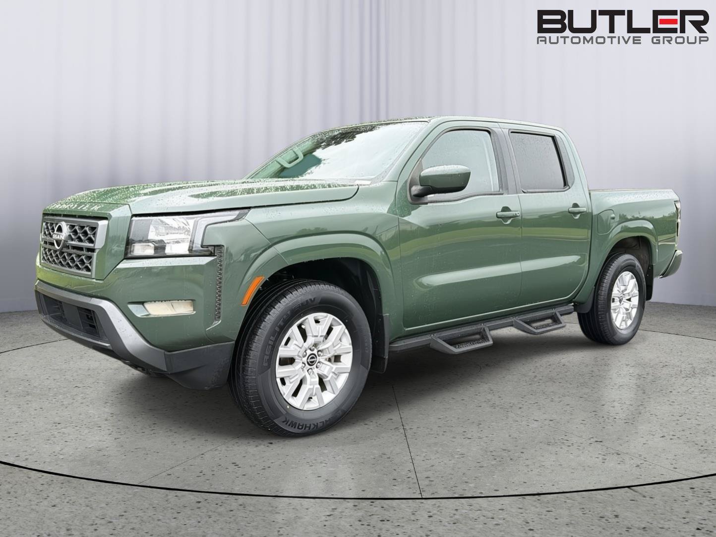 Used 2023 Nissan Frontier SV w/ SV Convenience Package AWD/4WD image 2