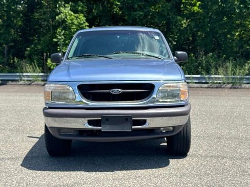 Used 1997 Ford Explorer XLT AWD/4WD image 2