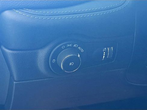 Used 2021 Dodge Durango SXT w/ Trailer Tow Group IV image 11