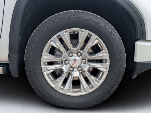 Used 2024 GMC Sierra 1500 Denali w/ Technology Package image 10