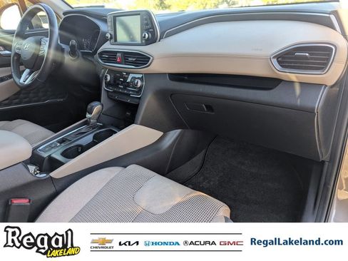 Used 2019 Hyundai Santa Fe SEL image 10