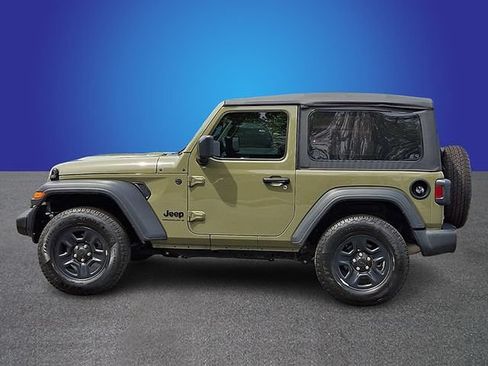 Used 2025 Jeep Wrangler Sport AWD/4WD image 7