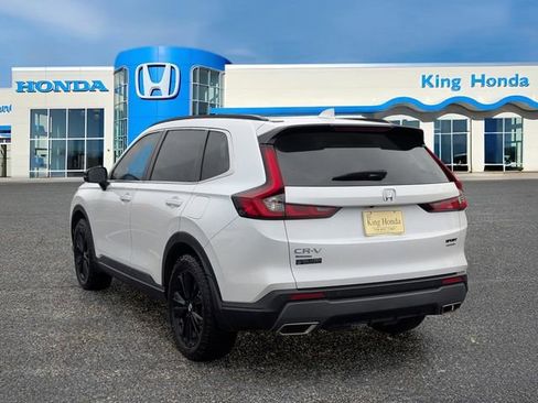 Used 2023 Honda CR-V Sport Touring image 11
