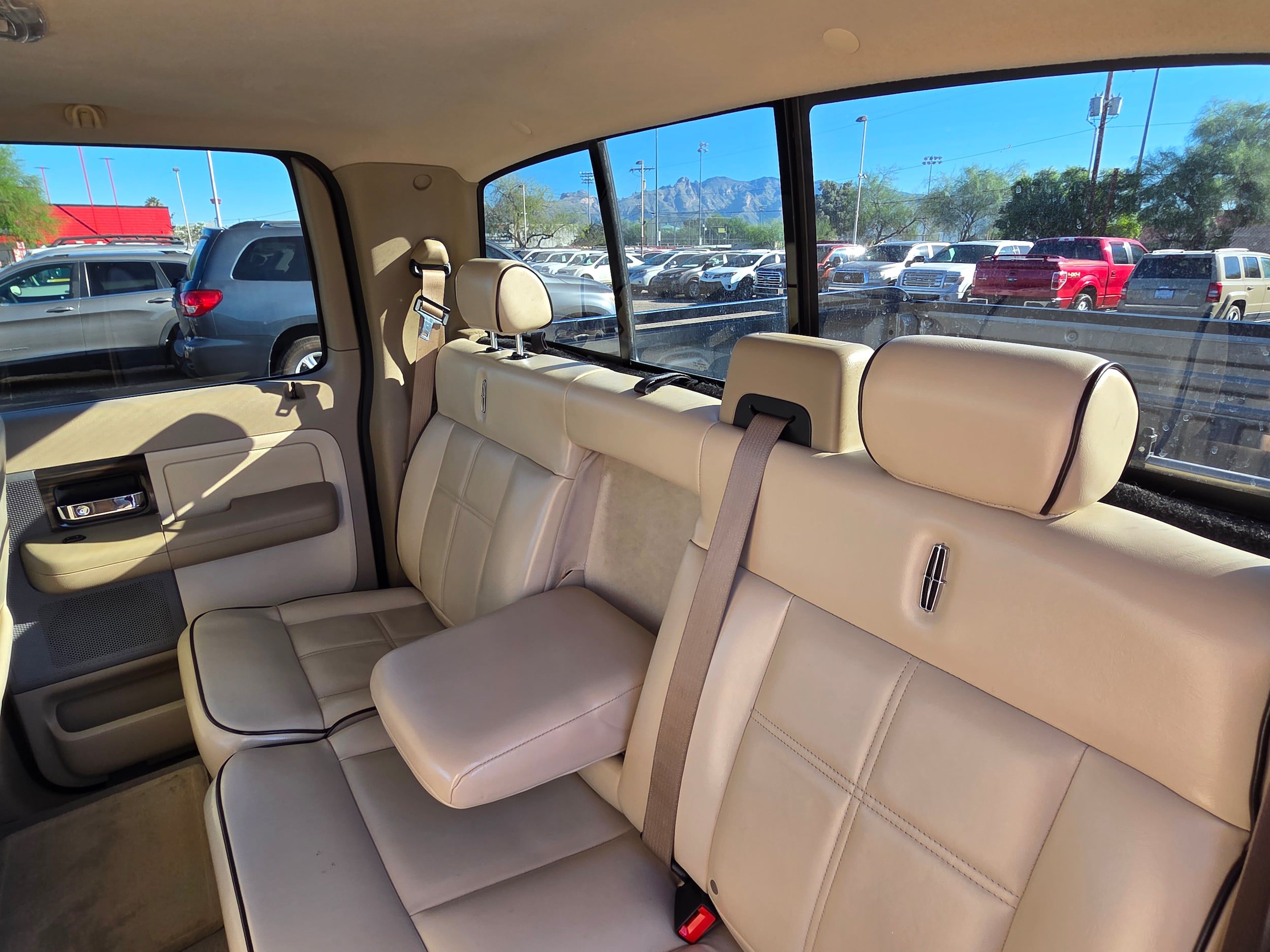 Used 2008 Lincoln Mark LT 2WD image 20