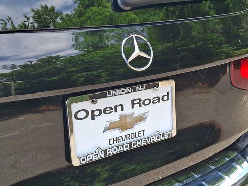 Used 2022 Mercedes-Benz GLB 250 4MATIC image 29