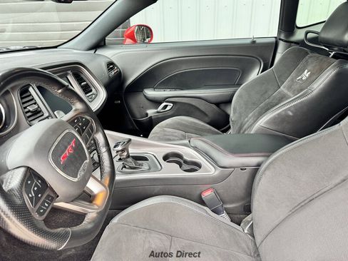 Used 2022 Dodge Challenger SRT RWD image 28