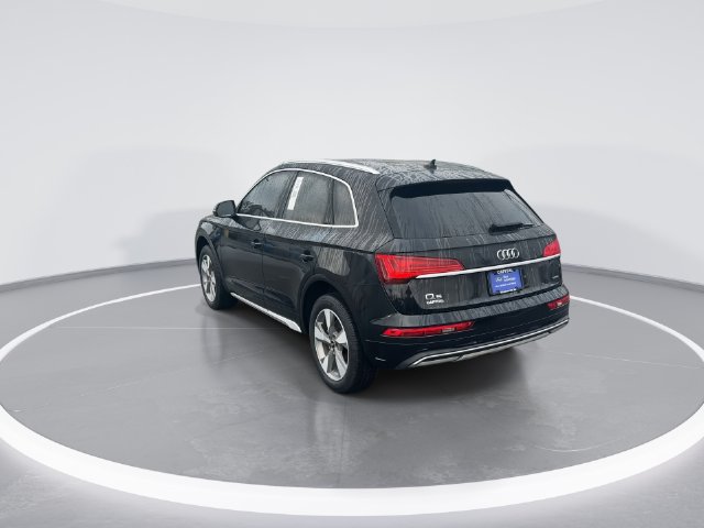 Used 2023 Audi Q5 2.0T Premium w/ Convenience Package AWD/4WD image 5