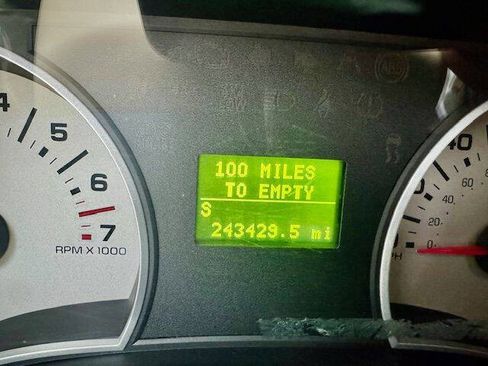 Used 2006 Ford Explorer Eddie Bauer image 18