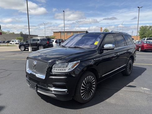 Used 2018 Lincoln Navigator Black Label AWD/4WD image 4