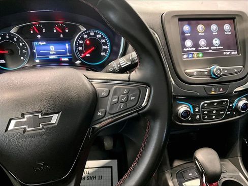 Used 2023 Chevrolet Equinox RS w/ LPO, Cargo Package image 20