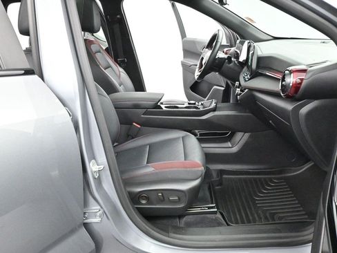 Used 2025 Chevrolet Equinox RS w/ Safety and Technology Package FWD image 31