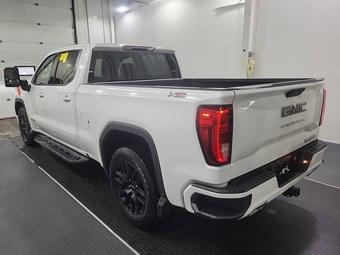Used 2020 GMC Sierra 1500 Elevation w/ Elevation Value Package AWD/4WD image 6