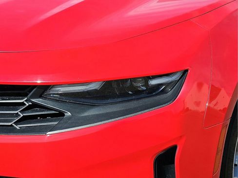 Used 2022 Chevrolet Camaro LT image 8