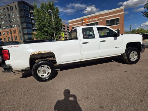 Used 2015 Chevrolet Silverado 2500 W/T AWD/4WD image 11