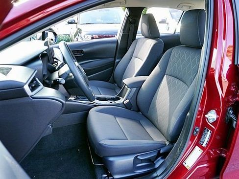 Used 2026 Toyota Corolla LE w/ Carpet Mat Package (TMS) image 14