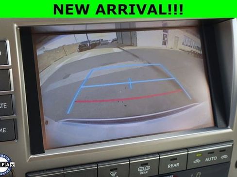 Used 2015 Lexus GX 460 w/ Premium Package AWD/4WD image 9