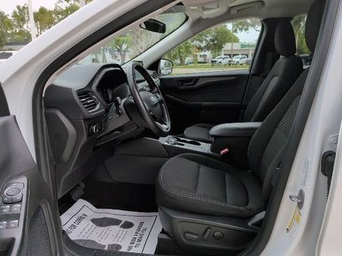 Certified 2024 Ford Escape Active AWD/4WD image 15