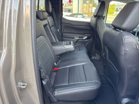 New 2025 Ford Ranger Lariat w/ FX4 Off-Road Package image 34