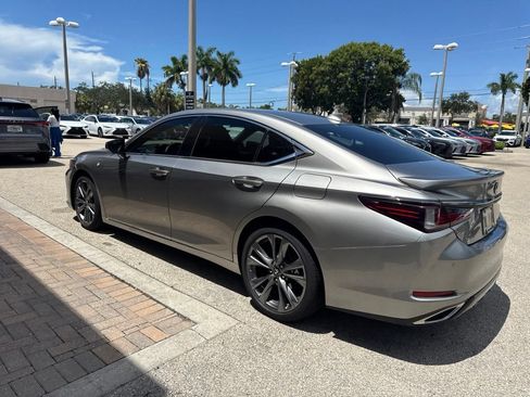 Used 2019 Lexus ES 350 F Sport w/ Accessory Package 2 FWD image 10