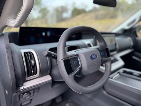 New 2026 Ford Expedition Max Active image 21