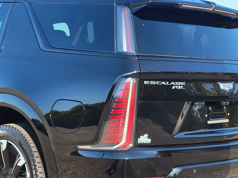 New 2026 Cadillac Escalade IQL Sport 1 image 15