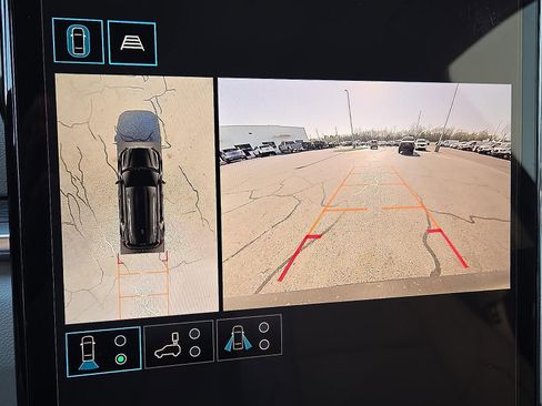 New 2026 GMC Terrain Denali w/ LPO, Floor Liner Package image 18