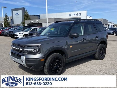 Used 2025 Ford Bronco Sport Badlands image 1