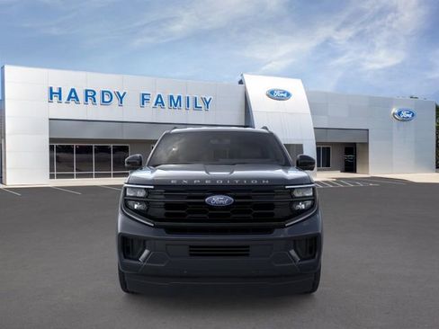 New 2026 Ford Expedition Active RWD image 6