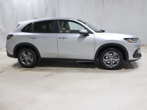 New 2026 Honda HR-V LX image 8