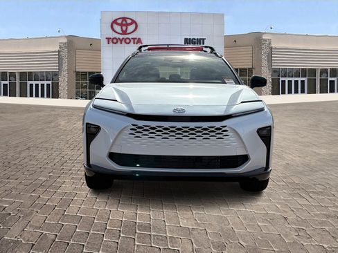 New 2026 Toyota Crown Signia Limited image 9