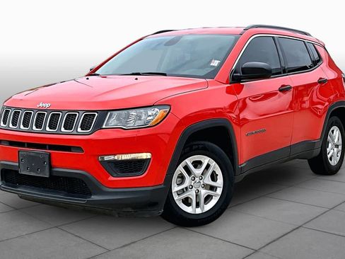 Used 2021 Jeep Compass Sport image 3