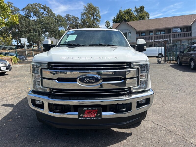 Used 2019 Ford F250 Lariat w/ Lariat Value Package AWD/4WD image 4
