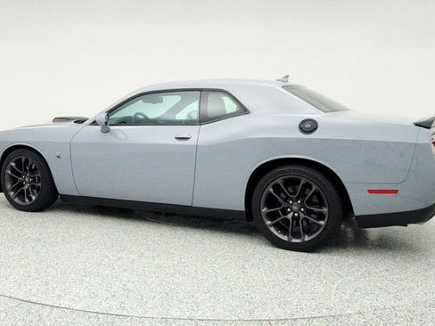 Used 2022 Dodge Challenger R/T Scat Pack w/ Shaker Package image 7
