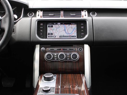 Used 2014 Land Rover Range Rover HSE AWD/4WD image 13