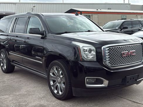 Used 2016 GMC Yukon XL Denali w/ Open Road Package image 2