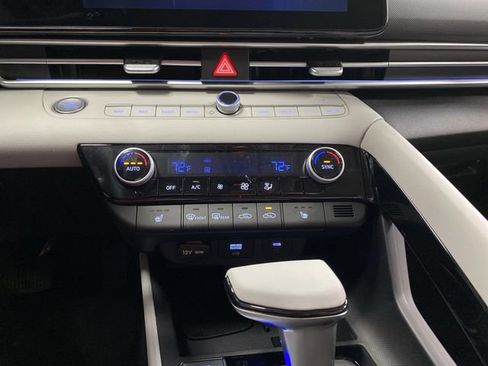 New 2026 Hyundai Elantra Limited image 20