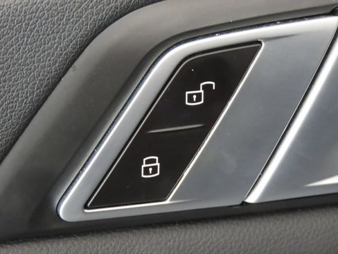 Used 2019 BMW X5 xDrive40i AWD/4WD image 33