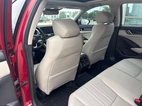 Certified 2022 Honda Accord Touring image 39