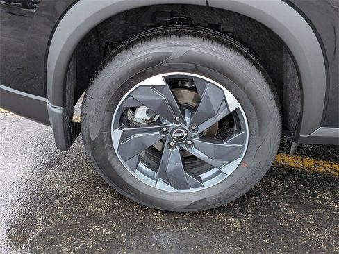 Used 2026 Nissan Rogue SV w/ Cold Weather Package image 22