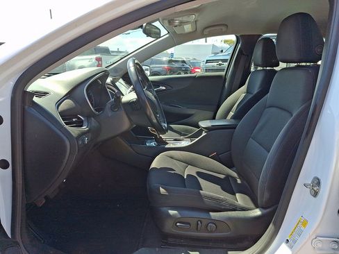 Used 2021 Chevrolet Malibu RS FWD image 13