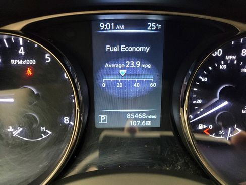 Used 2016 Nissan Rogue SV image 23