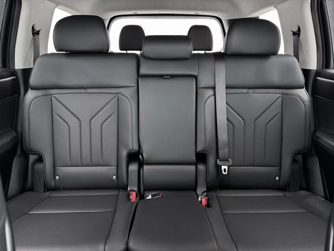 New 2026 Hyundai Santa Fe SEL FWD image 16