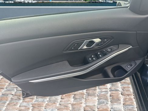 Used 2024 BMW 330i Sedan image 21